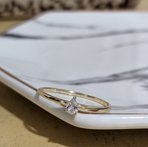 Golden Ring Teardrop Size 8 S925 - Picture 4 of 5